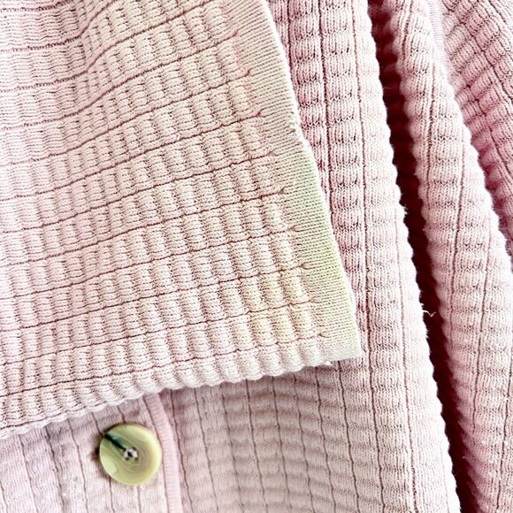 Dress Barn Women’s Size L Pink Sweater Chunky Button Cottage Coquette READ - Picture 16 of 16